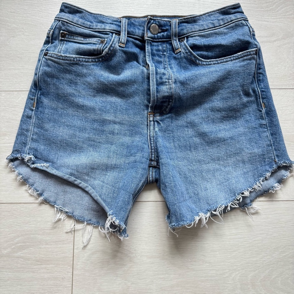 Denim Forum Yoko High Rise Cut Off Jean Shorts Distressed Raw Hem Black Size 27